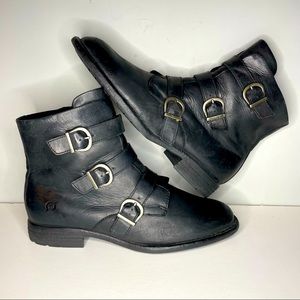 Born Boot Sz 10M Short Boots Round Toe Black Leather Women